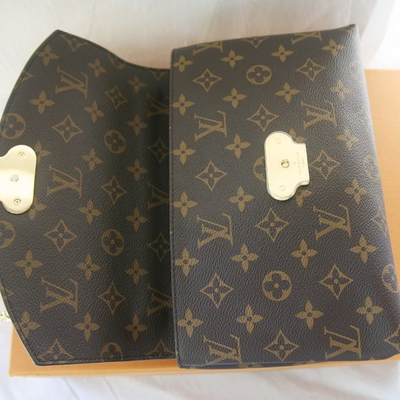 LOUIS VUITTON SAINT PLACIDE PYTHON+MONOGRAM CANVAS RETAIL$3,150 ++100% AUTHENTIC - Picture 8 of 16